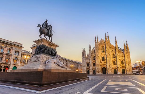 Milan Highlights Tour with Expert Guide – 2 Hours