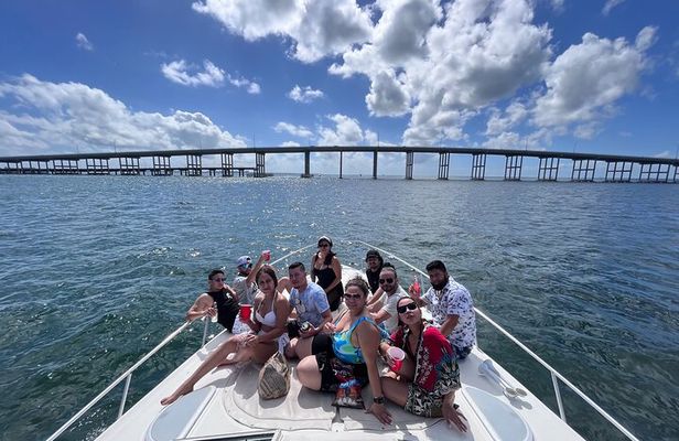 Island Fun Yacht Rental in Miami Beach