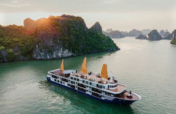 Erina Cruise Lan Ha Bay Halong Bay 3 days 2 nights depart from Hanoi Old Quarter