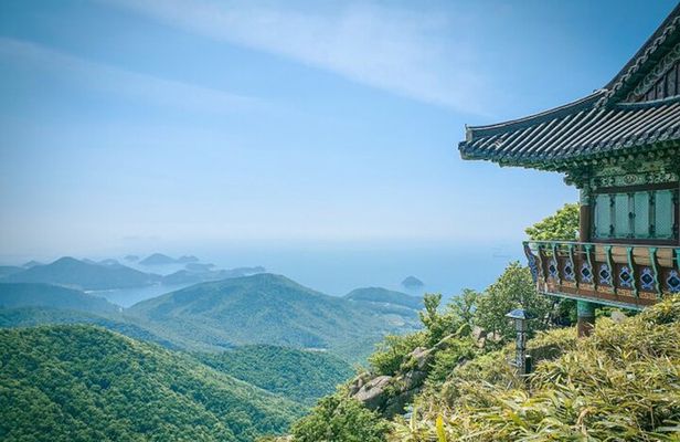 Temple Tour : Namhae Geumsan Boriam Hermitage Tour from Busan
