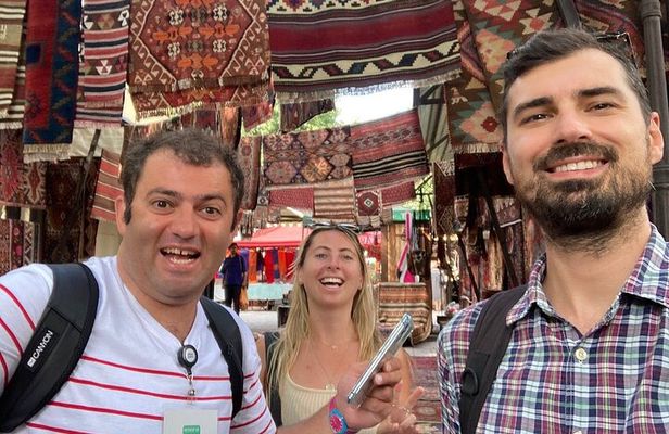 Cultural Walking Tour in Yerevan with tastings 