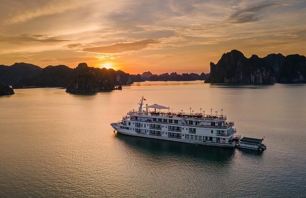Paradise Elegance Cruise 2 days 1 night Halong Bay Tour