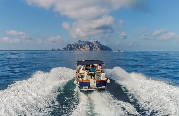 Small Group Day Trip to Capri from Positano or Praiano
