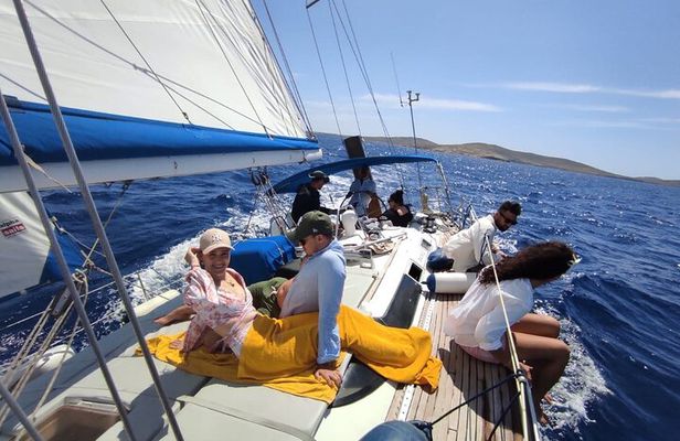 All inclusive cruise Sailing Cruise to Delos&Rhenia beaches