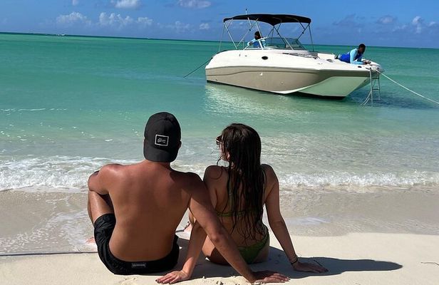 2 Hour Private Charter Tour Turks and Caicos