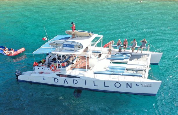Cabo San Lucas All-Inclusive Private Catamaran Snorkeling Cruise