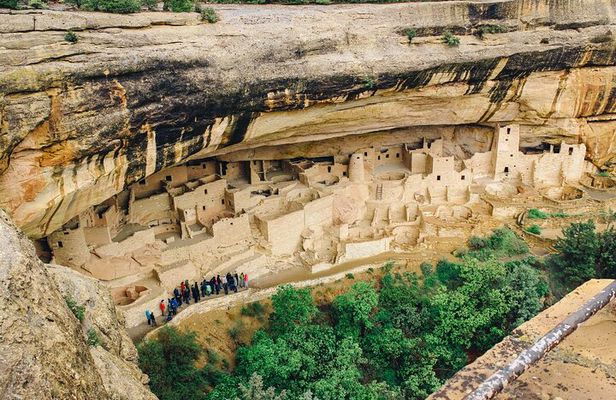 Mesa Verde Full Day Tour with Cliff Palace and Lunch