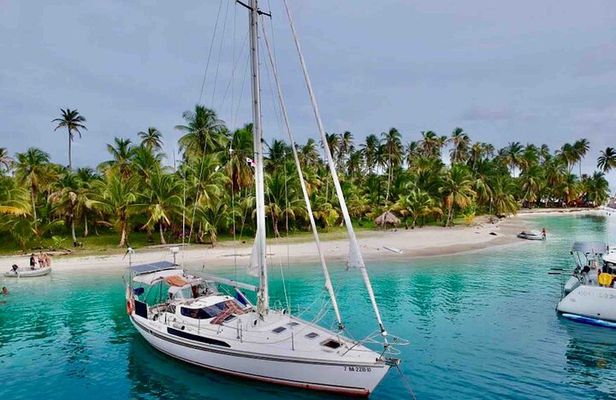 San Blas Private Sailboat - Island Hopping (3 days / 2 nights)