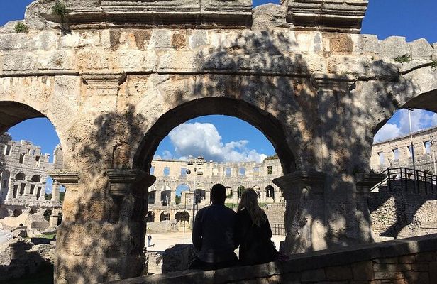 Pula Private 2-Hour Guided Walking Tour