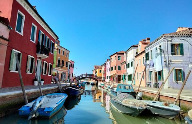 Murano Glass Experience With a Visit to a Burano Lace Island