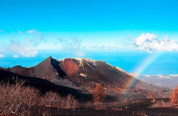 Hiking Route Visit to the New Volcano of La Palma