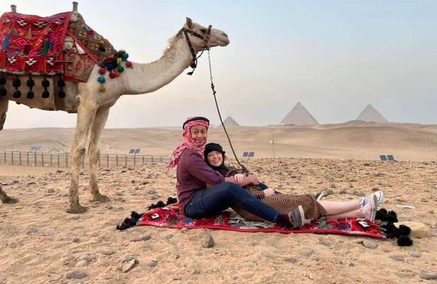 Private Day Tour to Giza Pyramids, Saqqara, and Memphis
