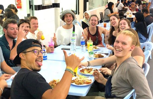 Authentic Malaysian Street Food Tour in Kampung Baru