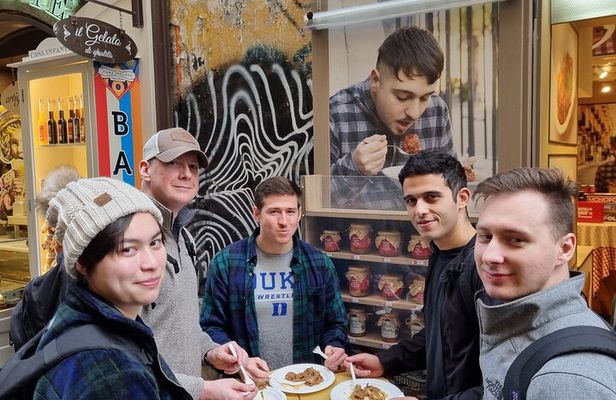 Food Tour of Naples with Davide