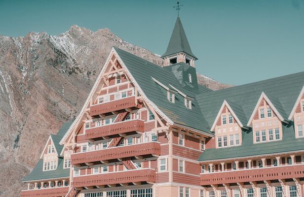 Day Trip to Waterton Lakes NP,Prince of Wales Hotel from Calgary