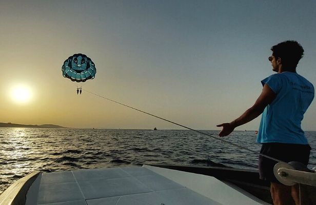 Parasailing in Malta