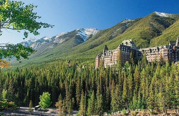 5-Day Canadian Rockies: 1 Night Fairmont Banff Springs