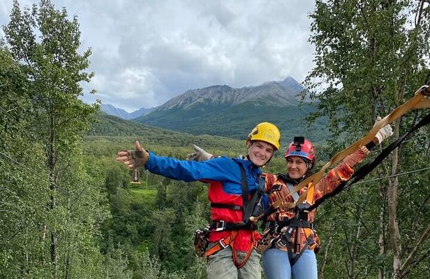 Canopy Zipline Tour in Mat Su Valley