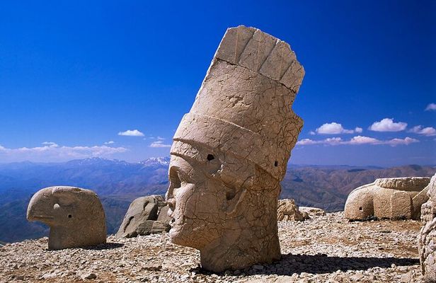 3 Day's Tour to Nemrut Mountain and Gobeklitepe