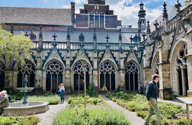 Private Walking Tour in Utrecht