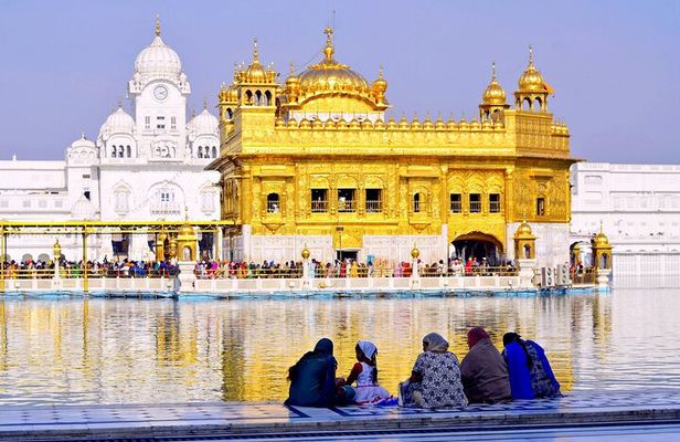 Private Full Day Amritsar City Tour with Local Guide