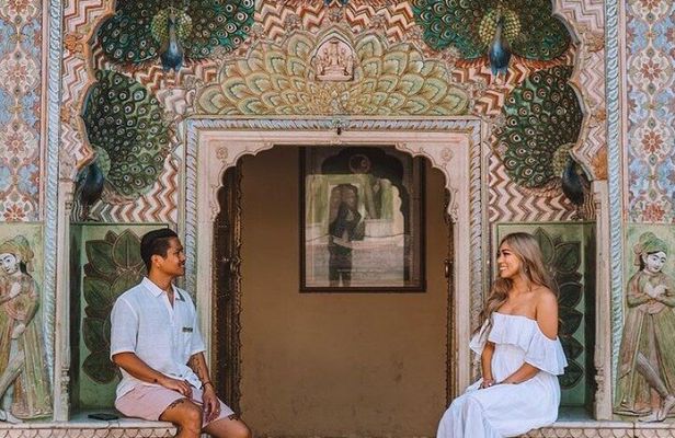 Golden Tringle Tour Blend of Mughal and Rajput Culture