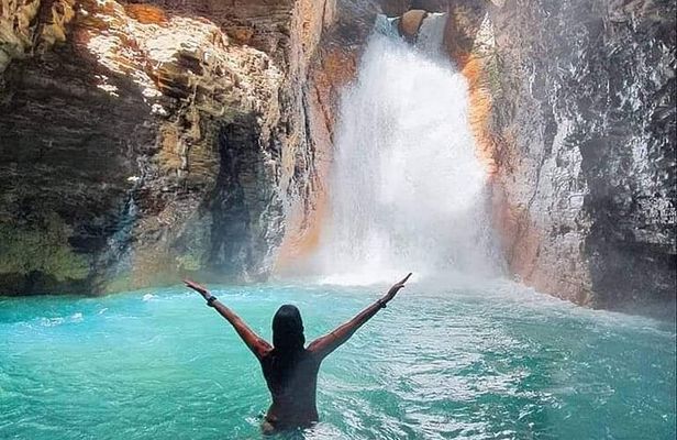 La Leona Waterfall Tour with Lunch From Tamarindo