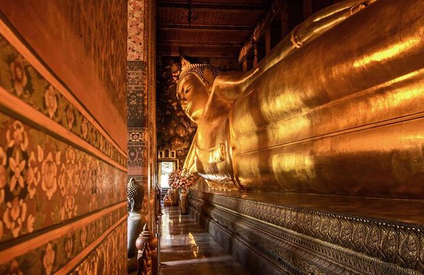 Reclining Buddha Wat Pho and Museum of Siam Tour from Bangkok