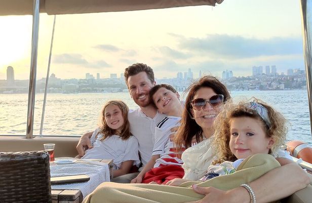 Istanbul Old City Walking Tour-Morning, Afternoon & Cruise Option