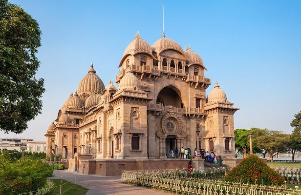 Kolkata: Full-Day Spirituality & Temples Tour