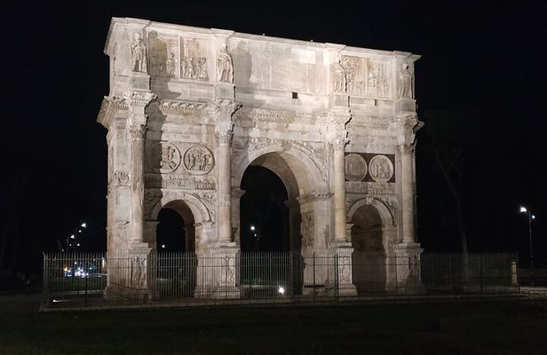 Rome by Night: 2hr Guided Walking Tour