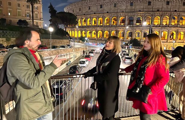 Rome by Night: 2hr Guided Walking Tour
