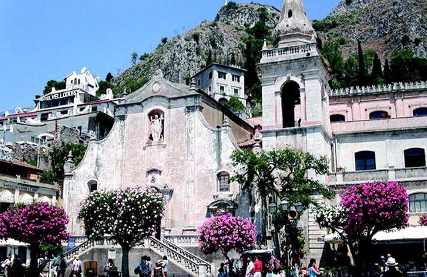 Mount Etna & Taormina Excursion in Sicily Departing from Malta 