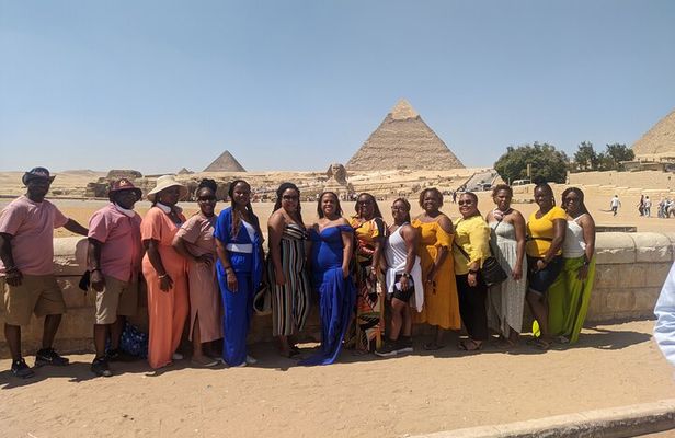 Full-Day Tour Giza Pyramids, Sphinx, Memphis, and Saqqara