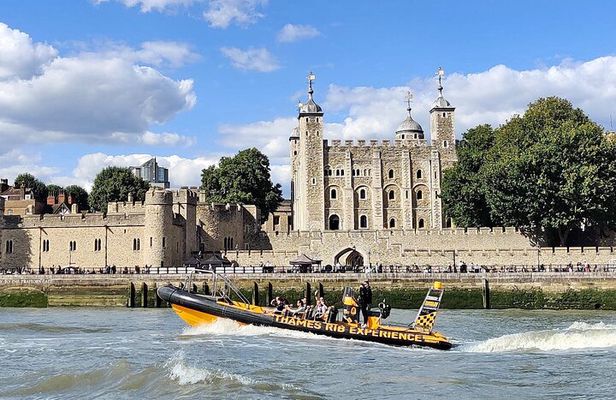 Speedboat 'Ultimate Tower Blast' from Tower Millennium Pier - 40 minutes