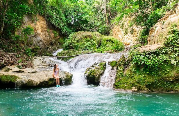 Calypso Rafting Blue Hole and Scotchies Ocho Rios