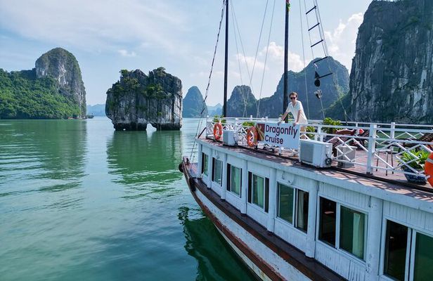 Halong Day Tour Islands, Caves, Kayak, Lunch w Dragonfly Cruise