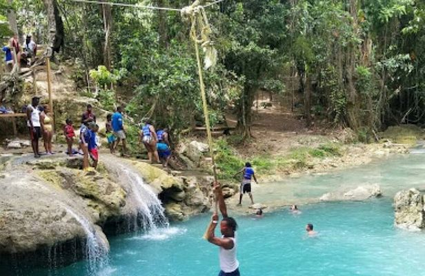 Private Dunns River Falls and Blue Hole from Montego Bay Tour