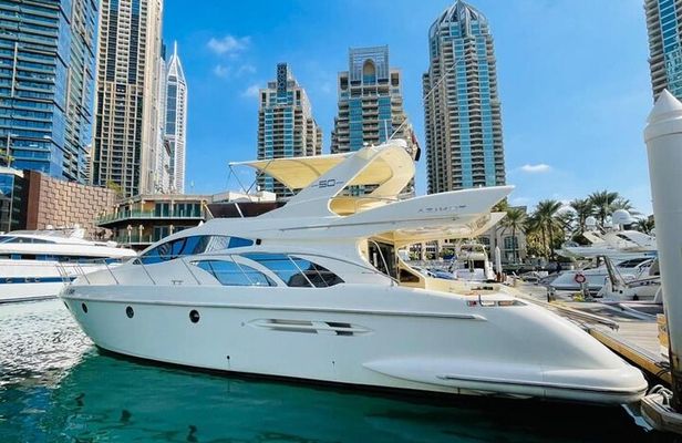 Private Luxury Yacht Tour From Dubai Marina