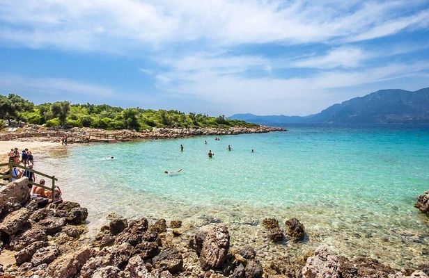 Cleopatra Island Boat Trip From Marmaris With Lunch and Drinks