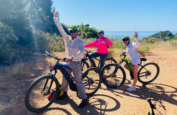 E-Mountain Bike & Wine Tour from Marbella to Sierra Blanca