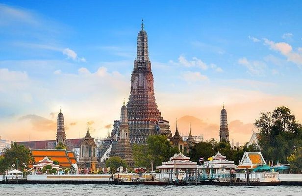 Private Three Temples Bangkok City Tour