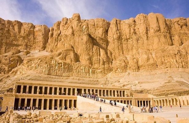 2 Days Trip to Luxor with Air Balloon Ride from Hurghada