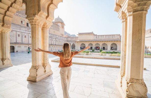 From Delhi: Jaipur Private Full Day Trip with Private Transfers