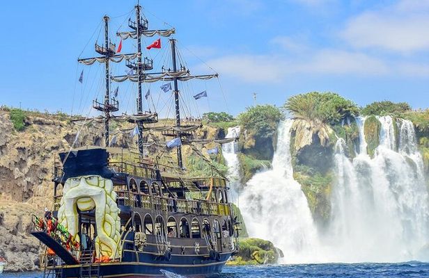 Belek Pirate Boat Trip With Animations and Lunch