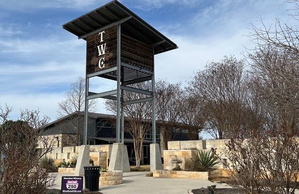 Wine Tour Pros - Fredericksburg Texas Wine Tour Up to 10 people