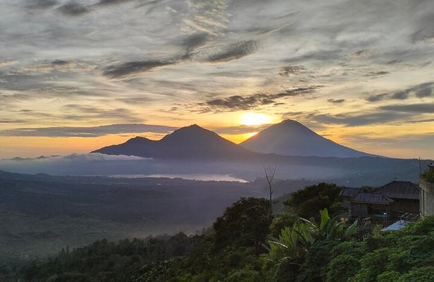 Batur Volcano Sunrise Trekking, Rice Teracce & Bali Coffee Plantation Tour