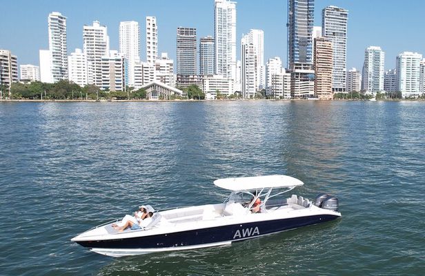 Large Boat Rental in Cartagena de Indias