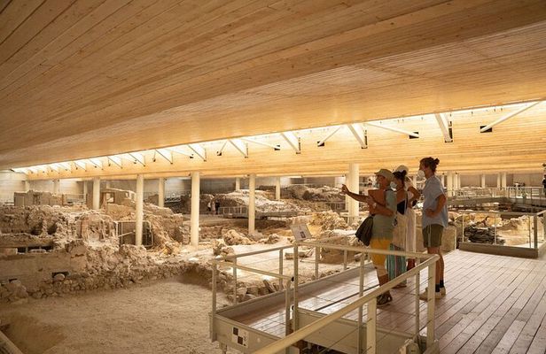 Akrotiri guided tour