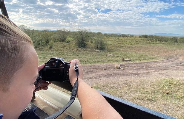 9 Days Amboseli-Ol Pejeta-Aberdare-Nakuru-Naivasha-Masai Mara